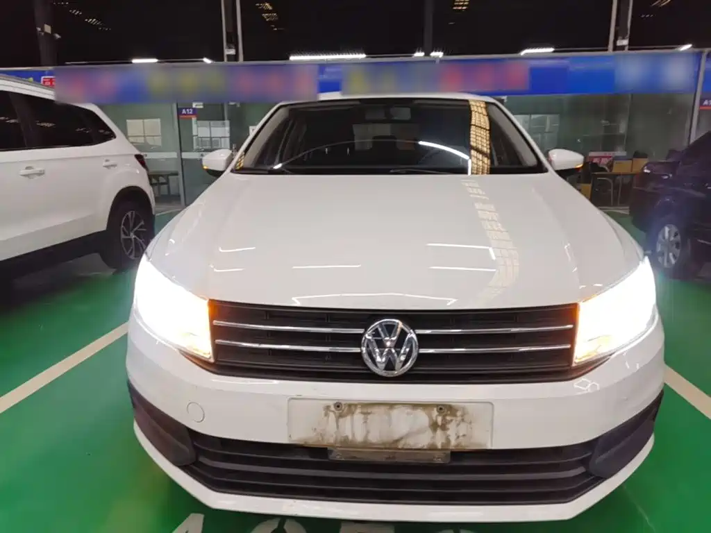 Volkswagen Santana — миниатюра 3