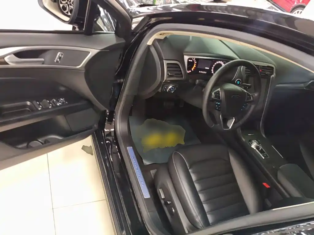 Ford Mondeo — миниатюра 16