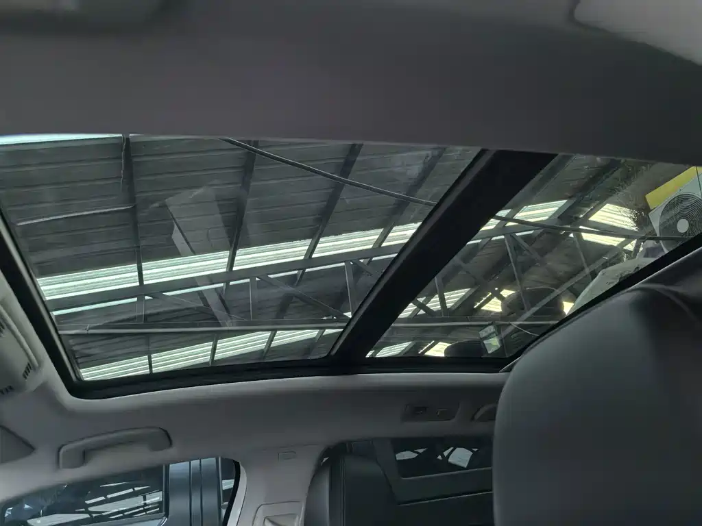Volkswagen Sagitar — миниатюра 9