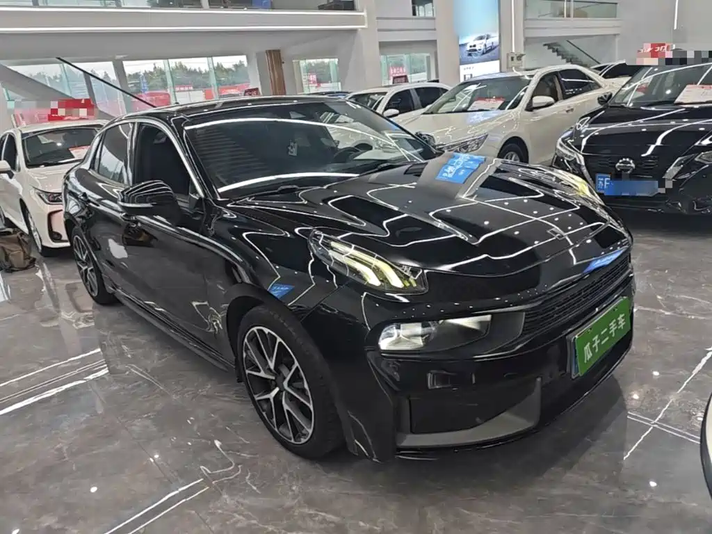 Lynk & Co 03 — миниатюра 4