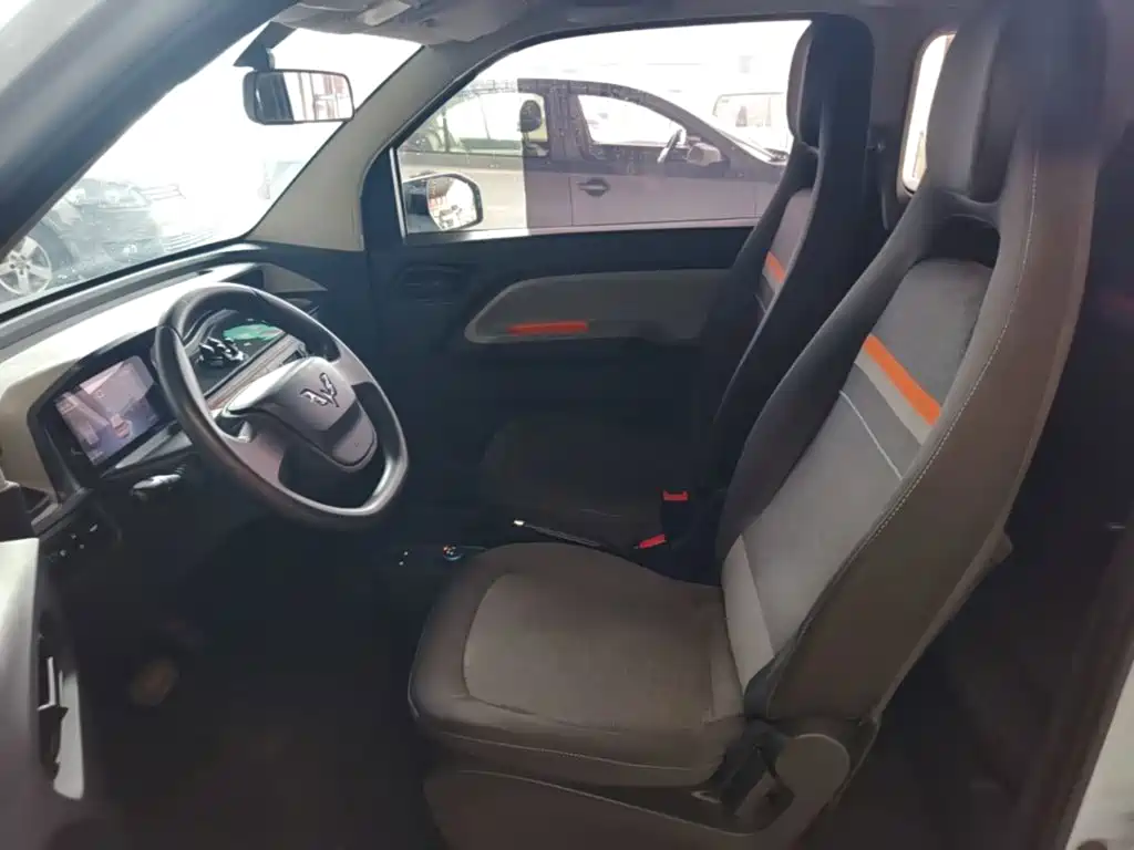 Wuling MINIEV — миниатюра 15