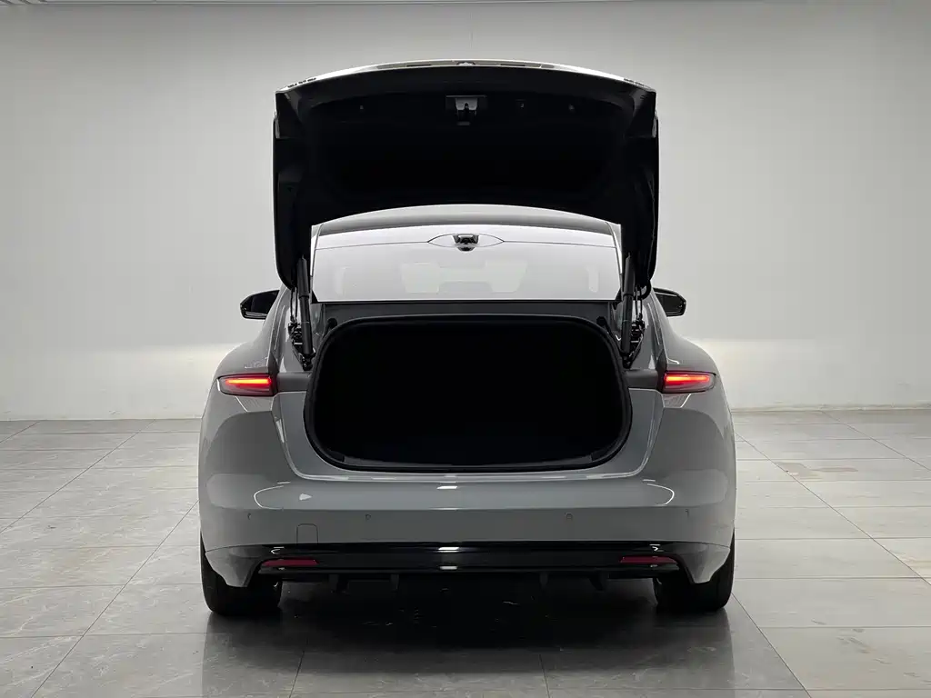 NIO ET5 — миниатюра 10