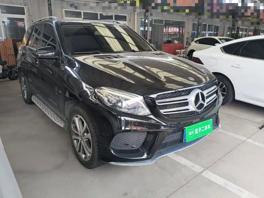Mercedes-Benz GLE (Import) — миниатюра 4