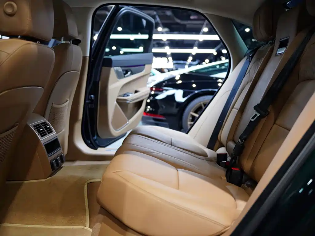 Jaguar XFL — миниатюра 43