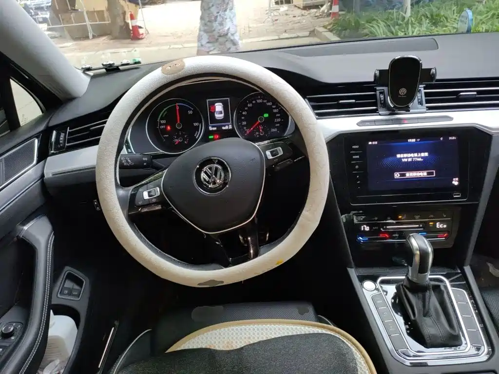 Volkswagen 迈腾 PHEV — миниатюра 11