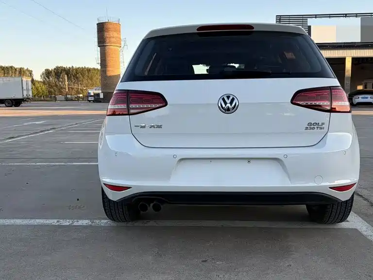 Volkswagen Golf — миниатюра 3