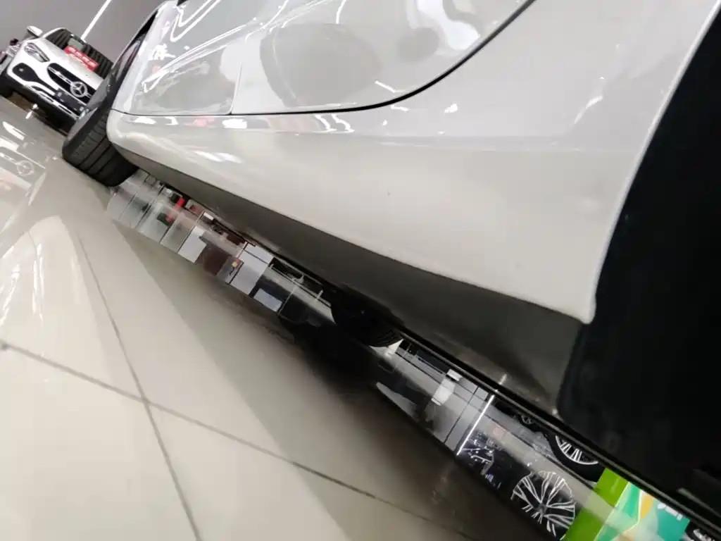 Tesla Model 3 — миниатюра 22