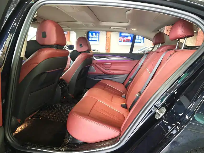 BMW 5 Series — миниатюра 5
