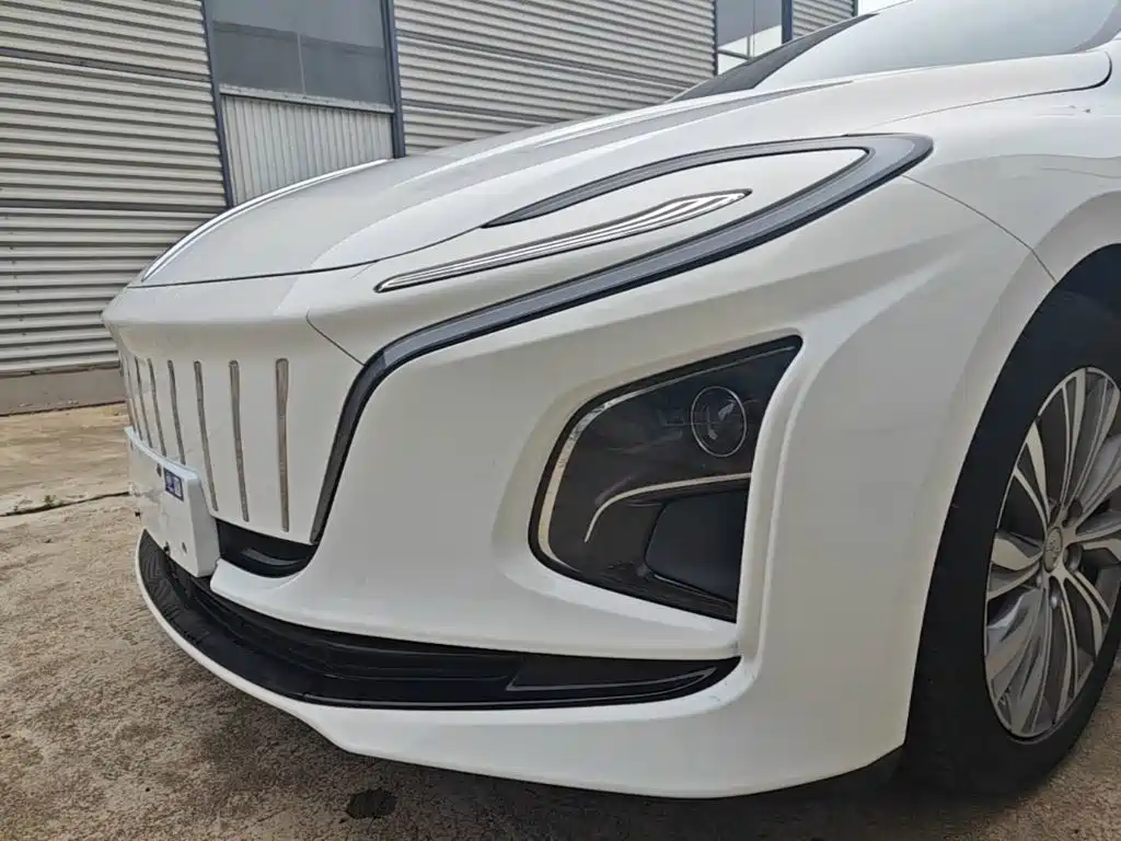 Hongqi Hongqi E-QM5 — миниатюра 24