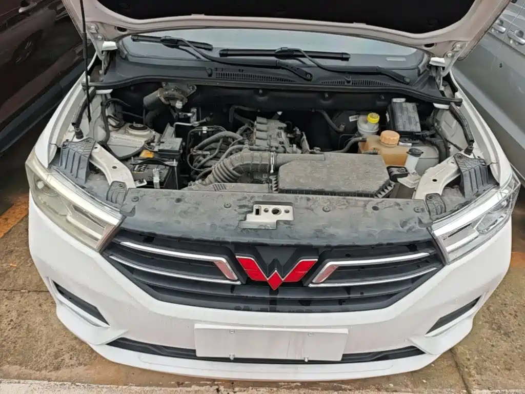 Wuling Hongguang — миниатюра 20