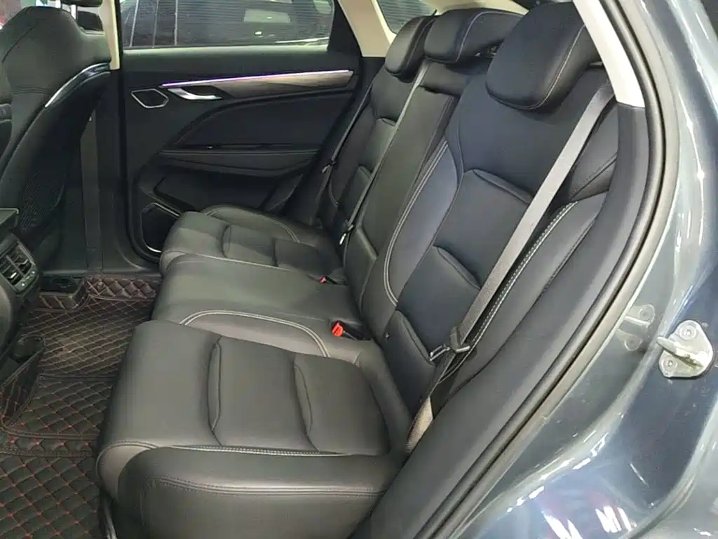 Geely Xingyue — миниатюра 17