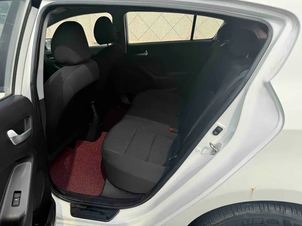 Kia K3S — миниатюра 7