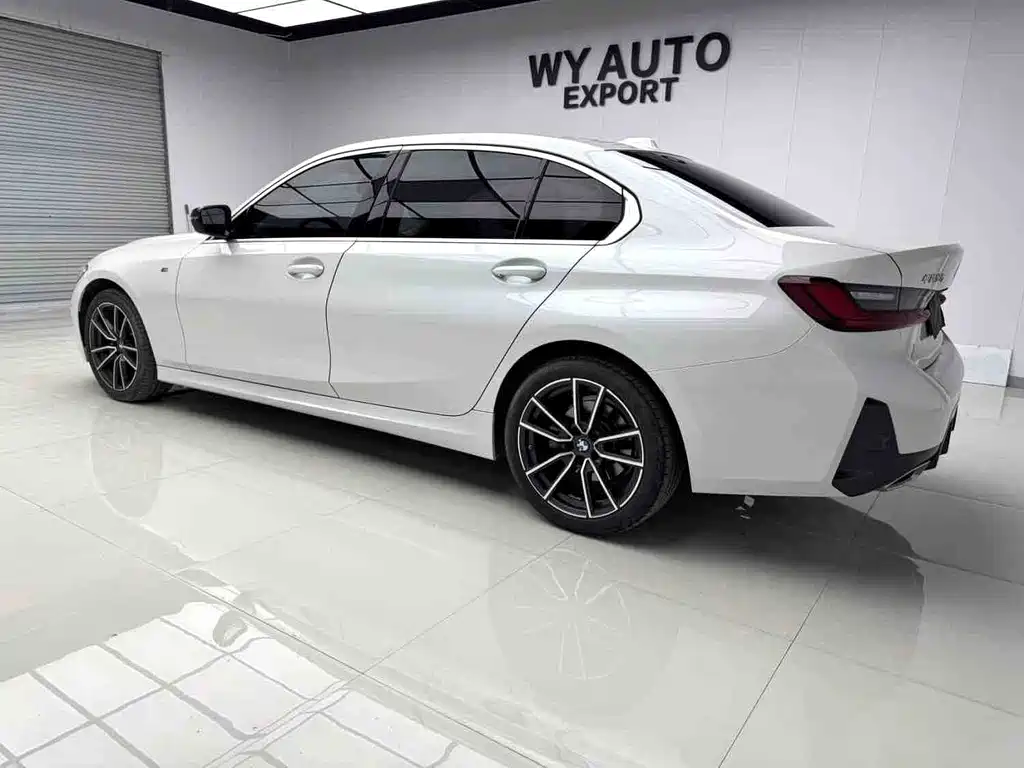BMW 3 Series — миниатюра 2