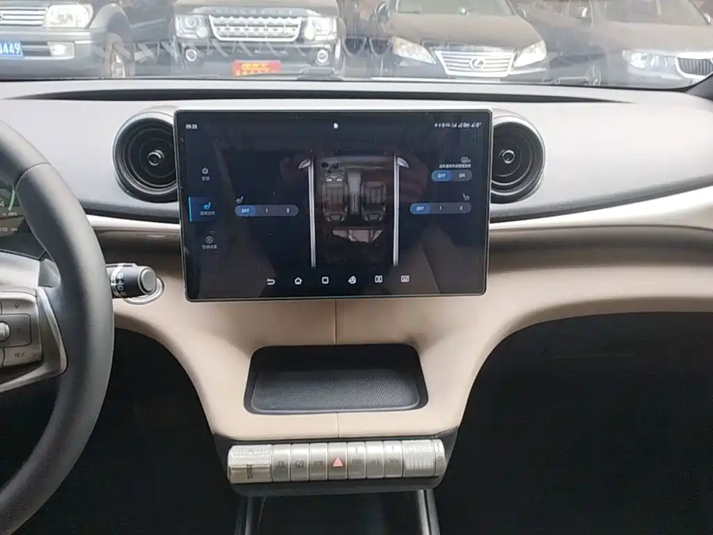 BYD Dolphin — миниатюра 13