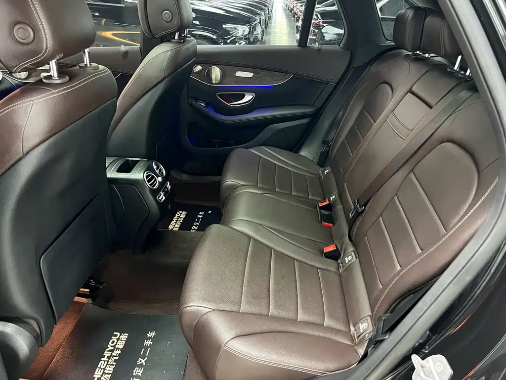 Mercedes-Benz GLC — миниатюра 10