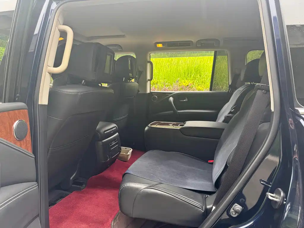 Infiniti QX80 2016 5.6L 4WD