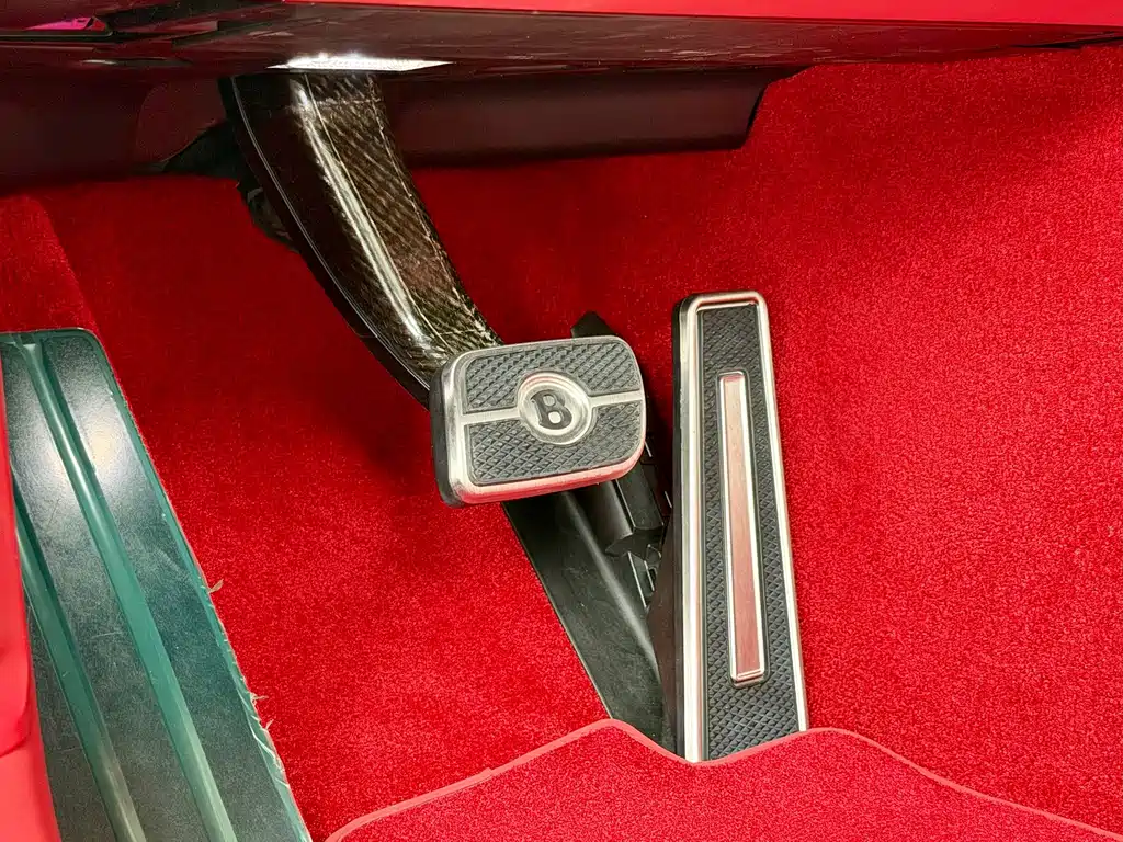 Bentley Continental PHEV — миниатюра 14