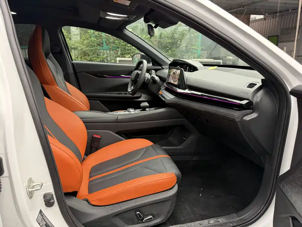 Changan UNI-V — миниатюра 7