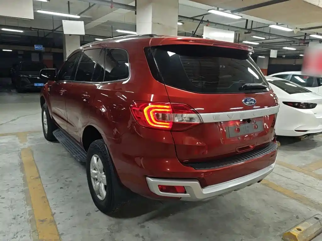 Ford Everest — миниатюра 5