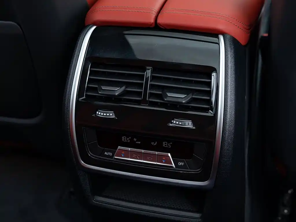 BMW X5 M — миниатюра 18
