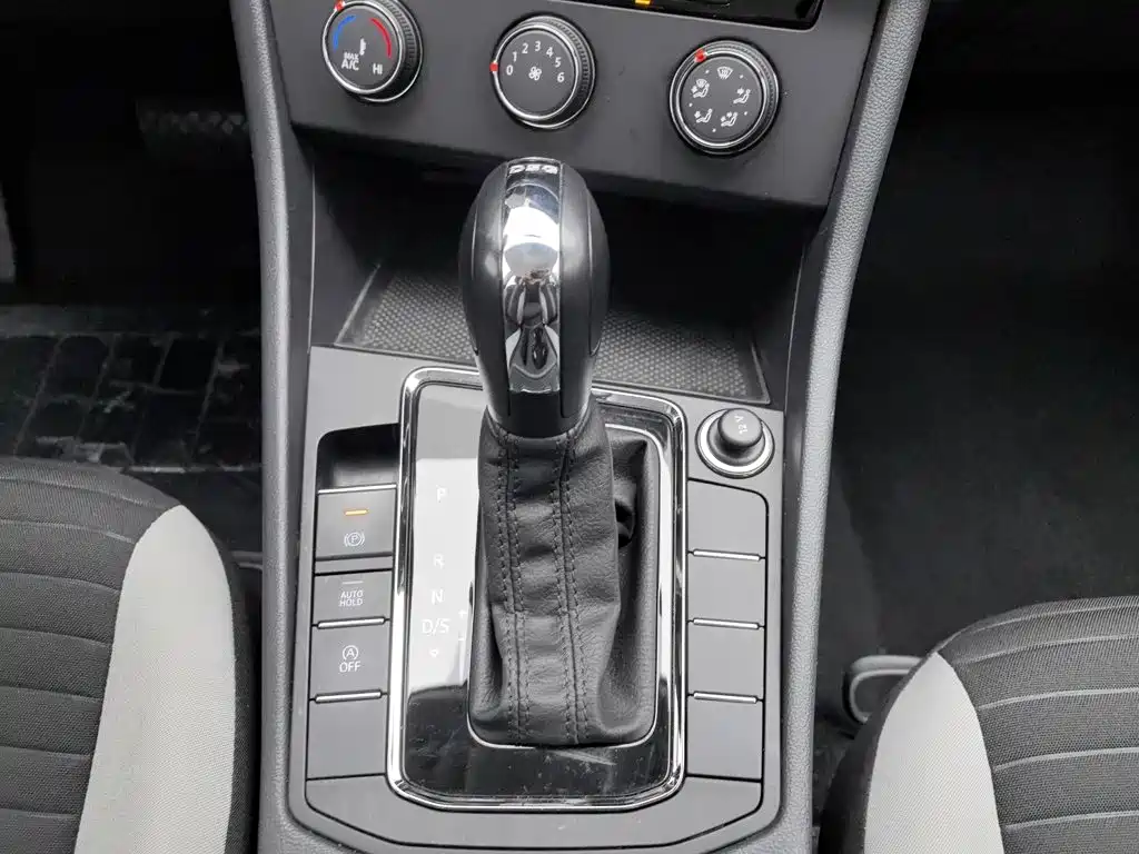 Volkswagen Bora — миниатюра 13