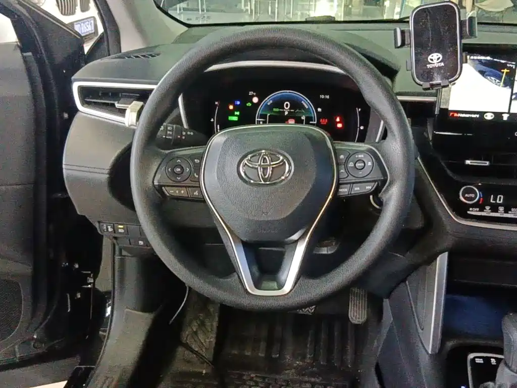 Toyota Frontlander — миниатюра 11