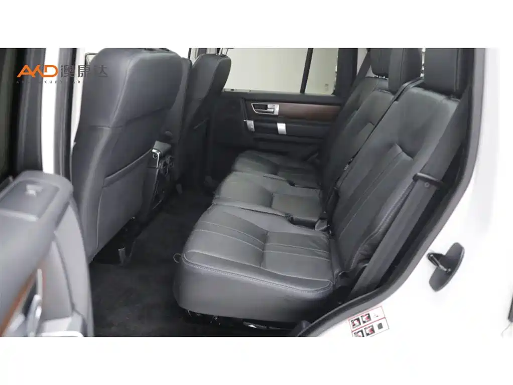Land Rover Discovery — миниатюра 7
