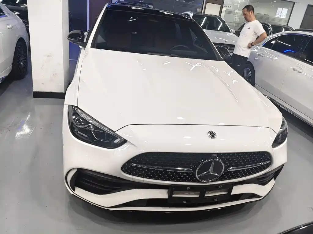 Mercedes-Benz C-Class — миниатюра 2