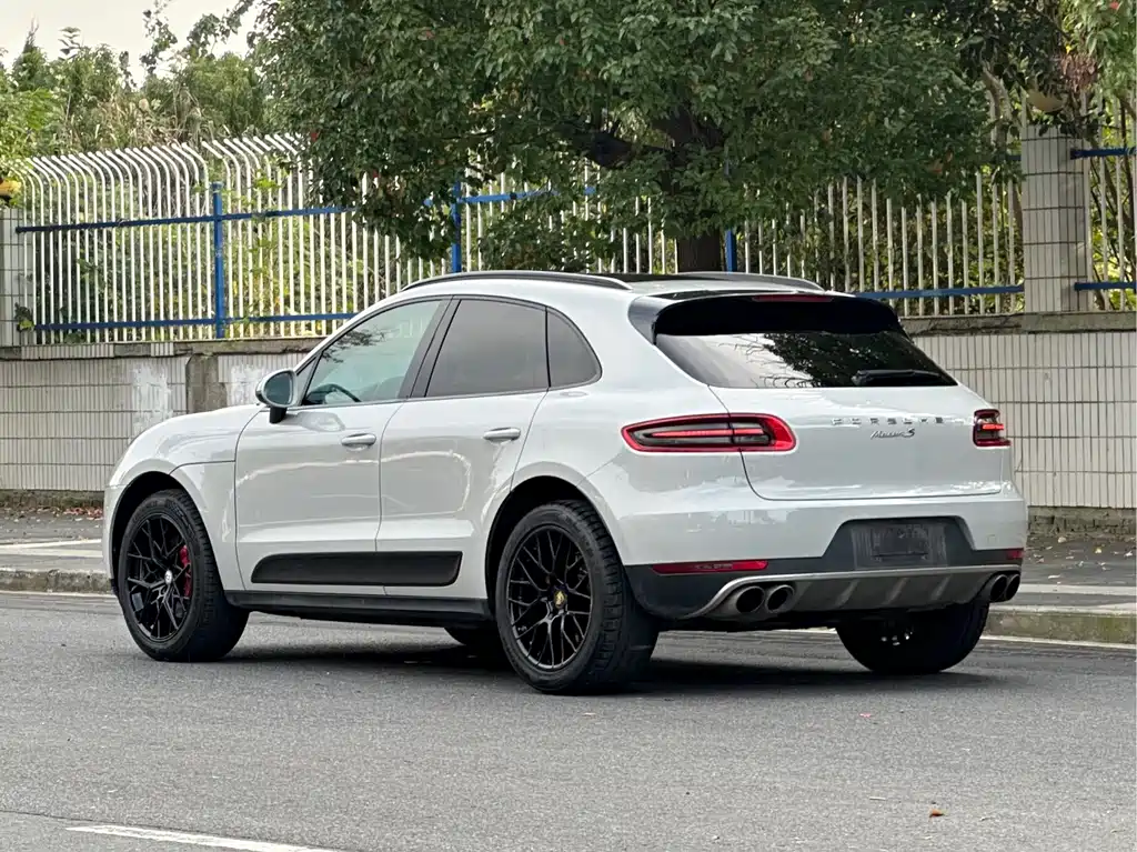 Porsche Macan — миниатюра 2