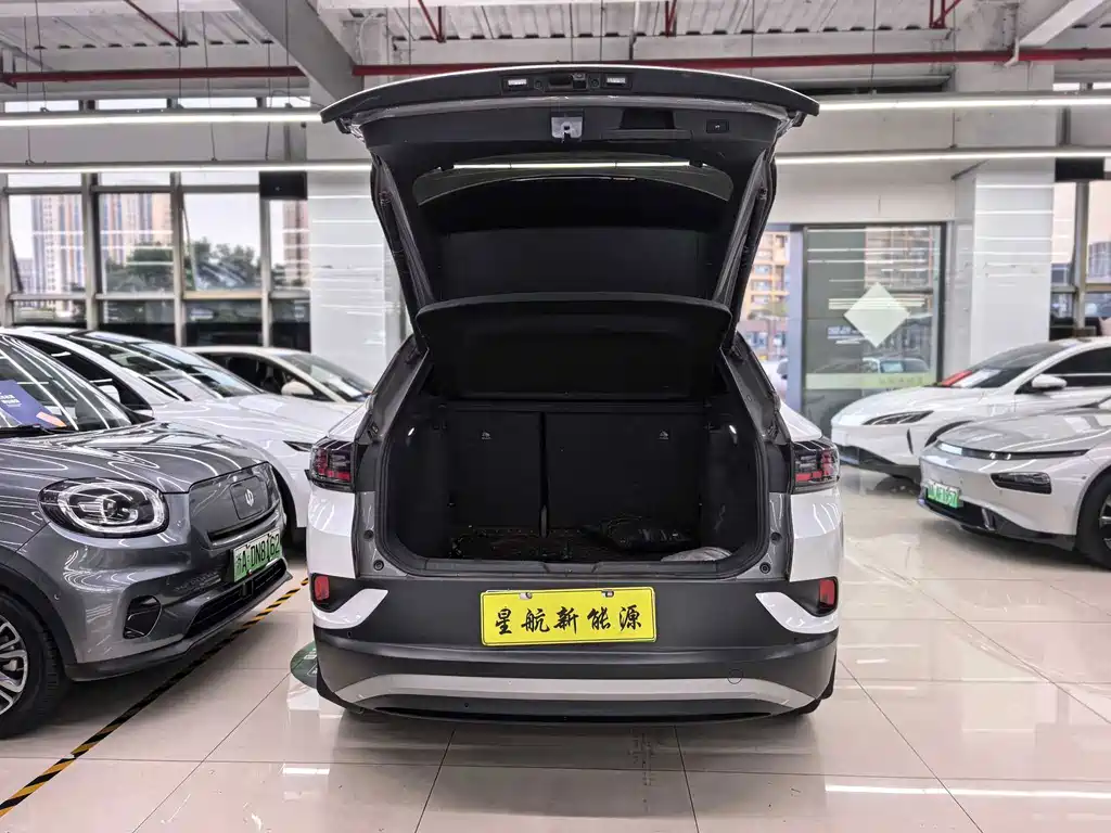Volkswagen ID.4 Crozz — миниатюра 7