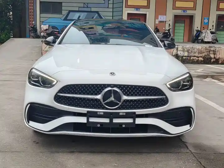 Mercedes-Benz C-Class — миниатюра 2