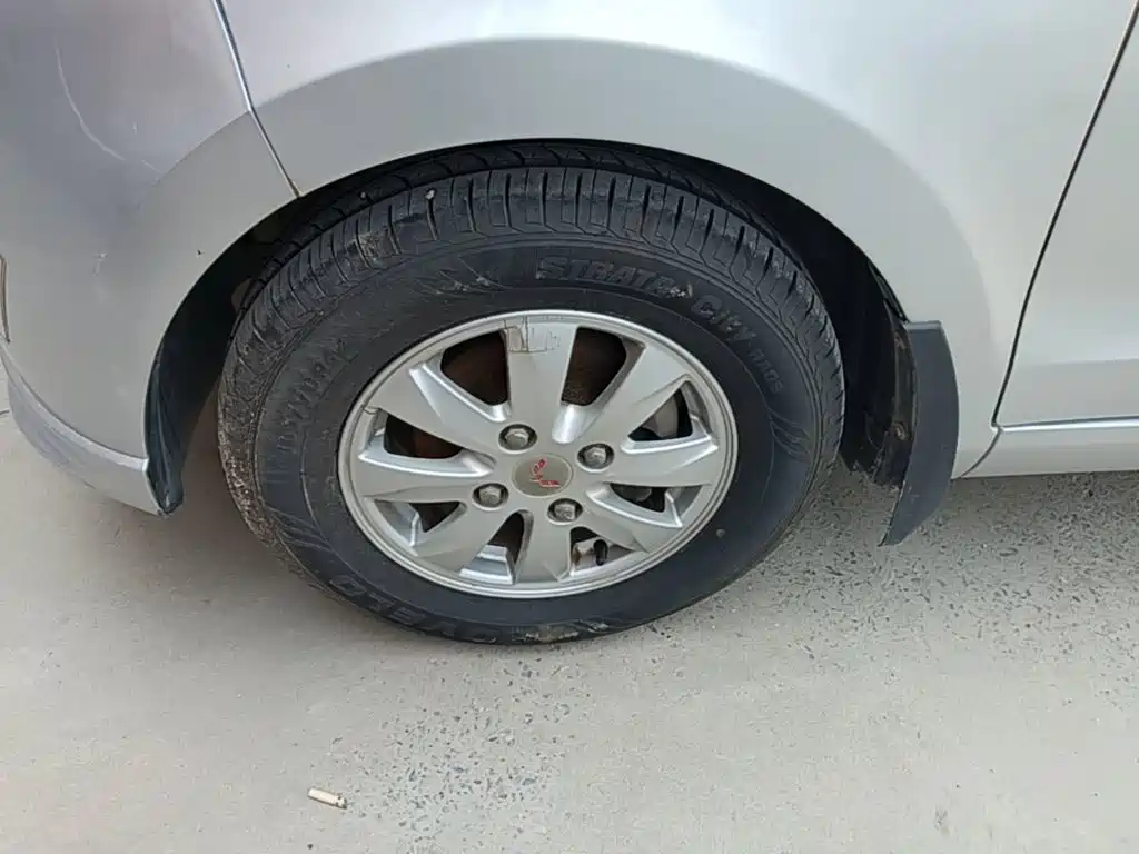 Wuling Hongguang — миниатюра 23