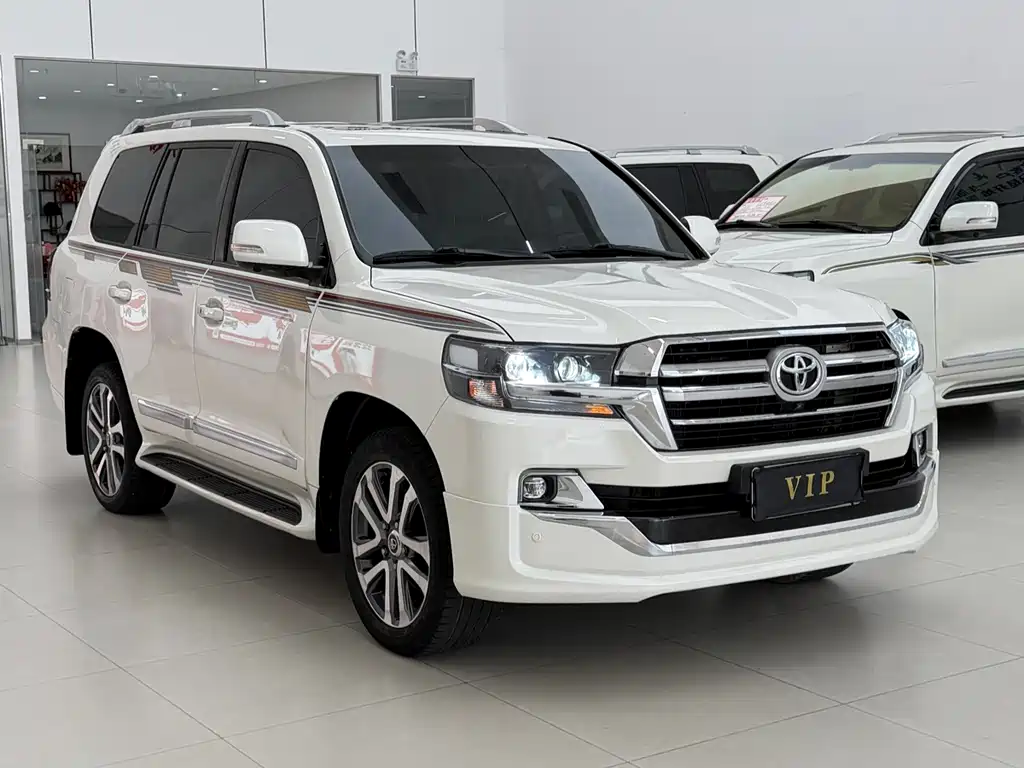 Toyota Land Cruiser — миниатюра 3