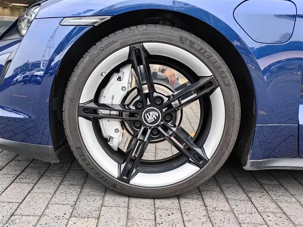 Porsche Taycan 2020 Taycan