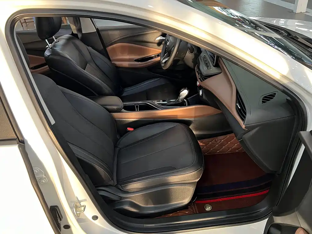 Buick Verano — миниатюра 9
