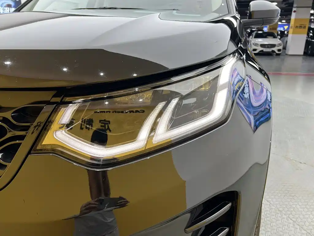 Land Rover Discovery Sport — миниатюра 7