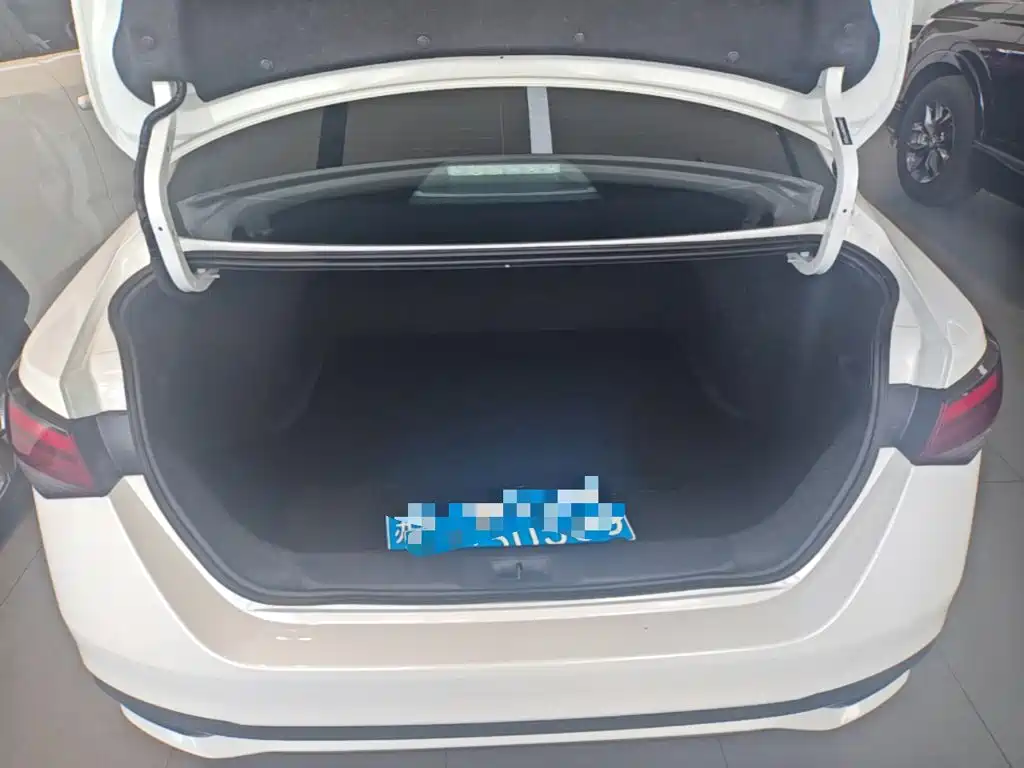 Nissan Sylphy — миниатюра 19