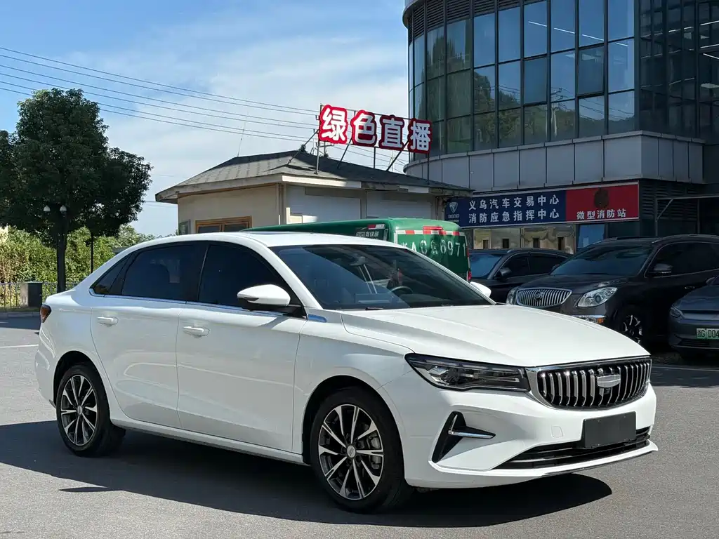 Geely Emgrand — миниатюра 2