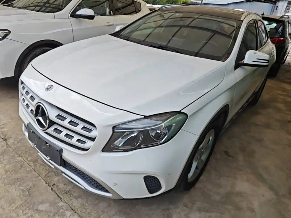 Mercedes-Benz GLA — миниатюра 2