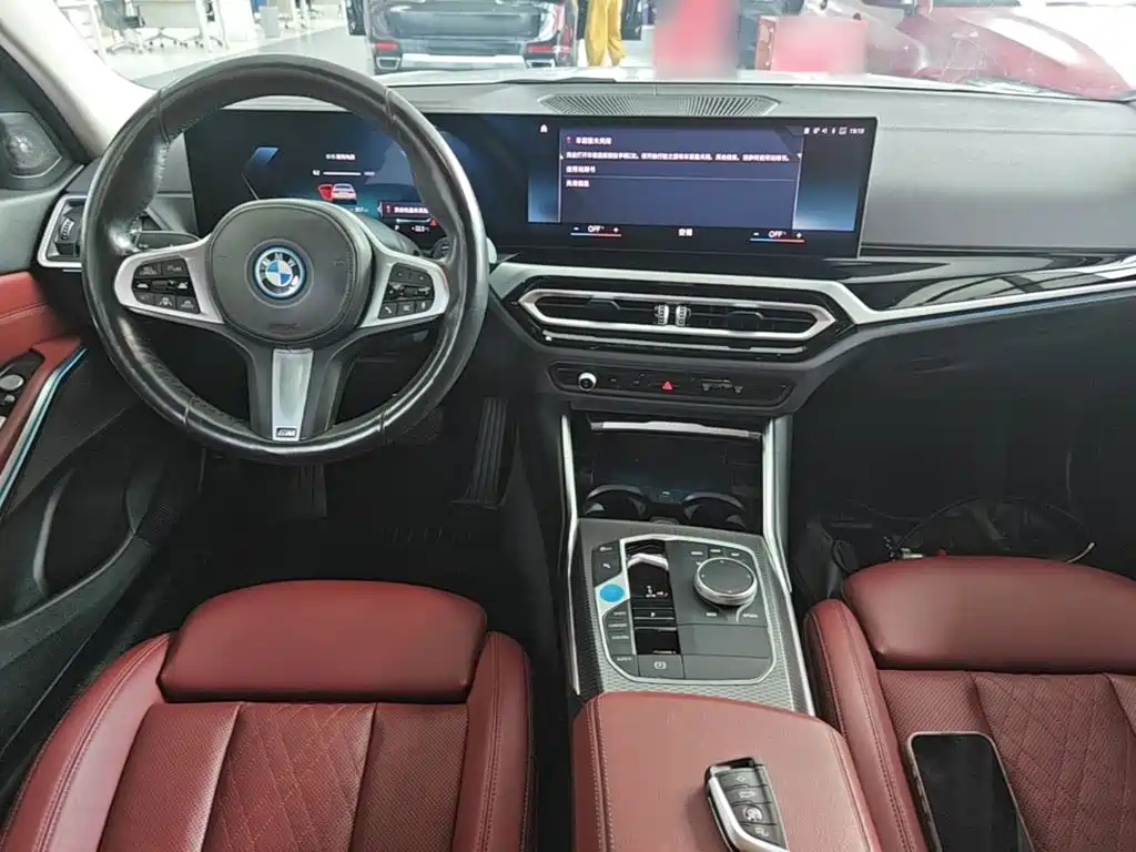 BMW i3 — миниатюра 10