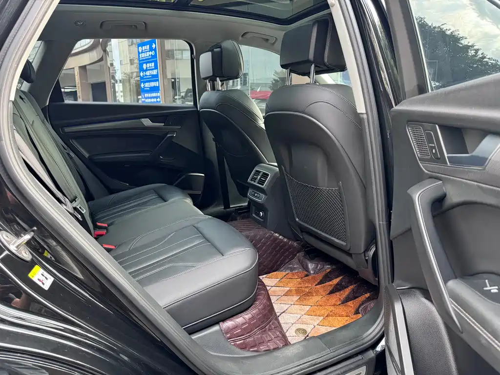 Audi Q5L — миниатюра 12