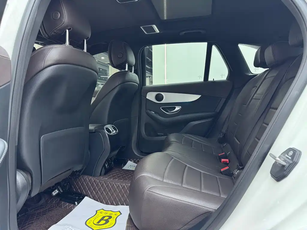 Mercedes-Benz GLC — миниатюра 8