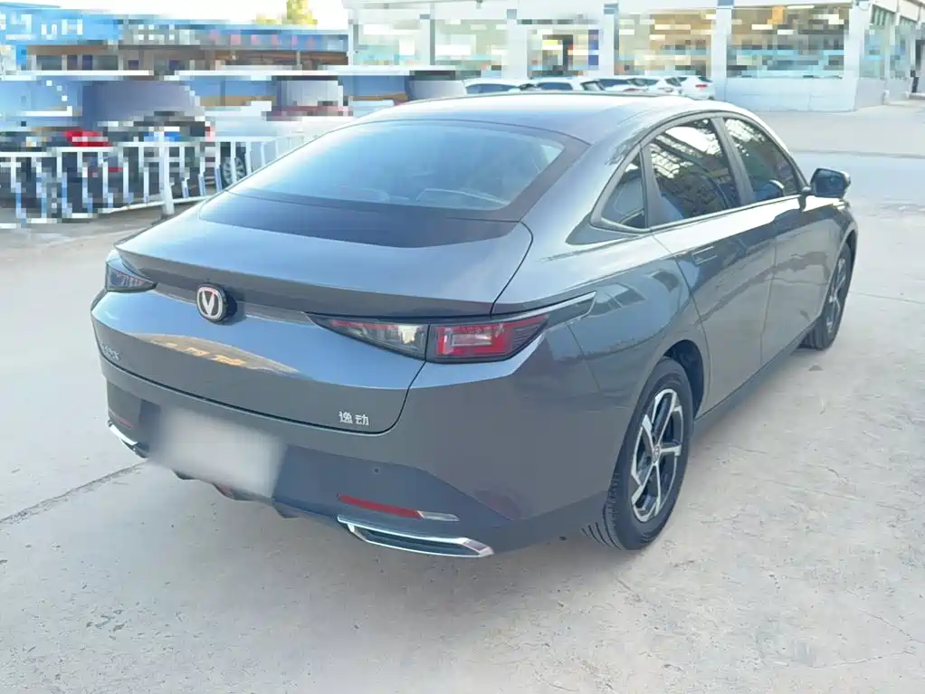 Changan Eado — миниатюра 9
