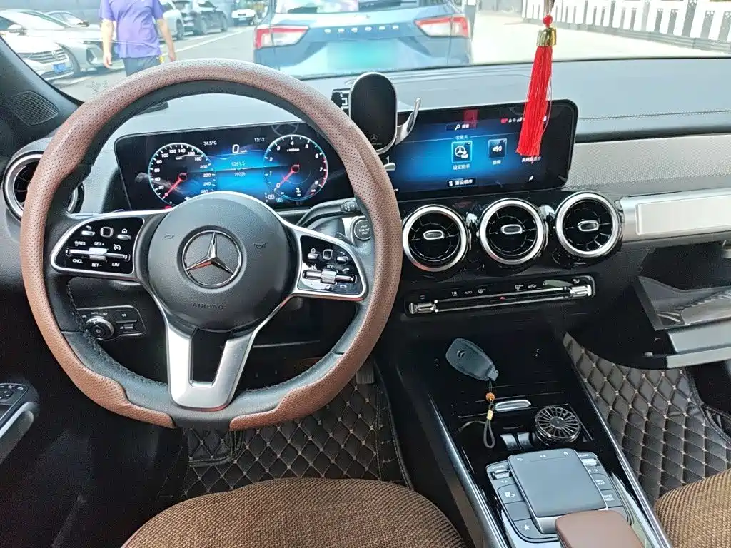 Mercedes-Benz GLB — миниатюра 5