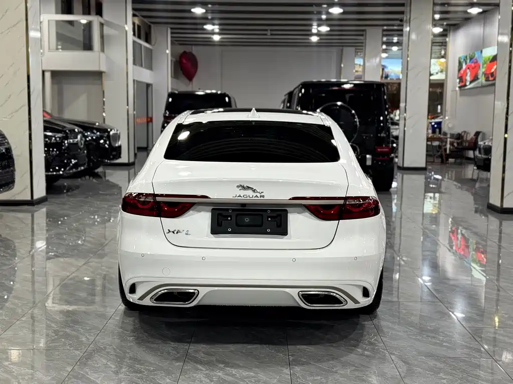 Jaguar XFL — миниатюра 19