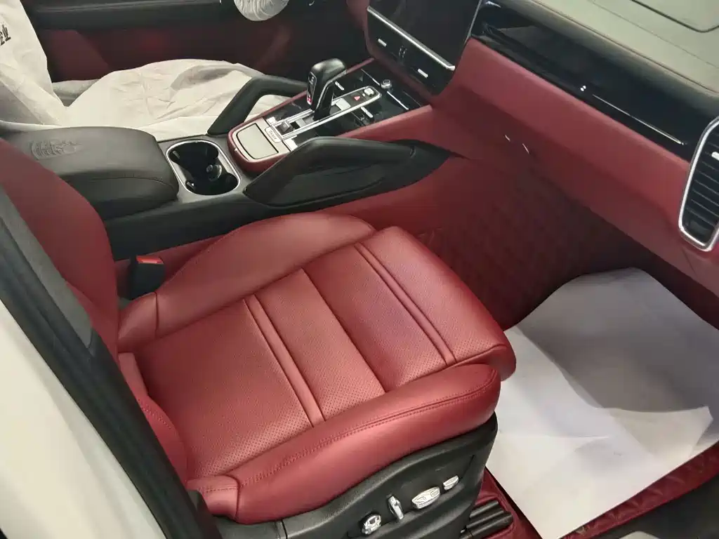 Porsche Cayenne — миниатюра 2