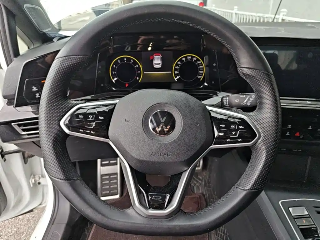 Volkswagen Golf — миниатюра 11