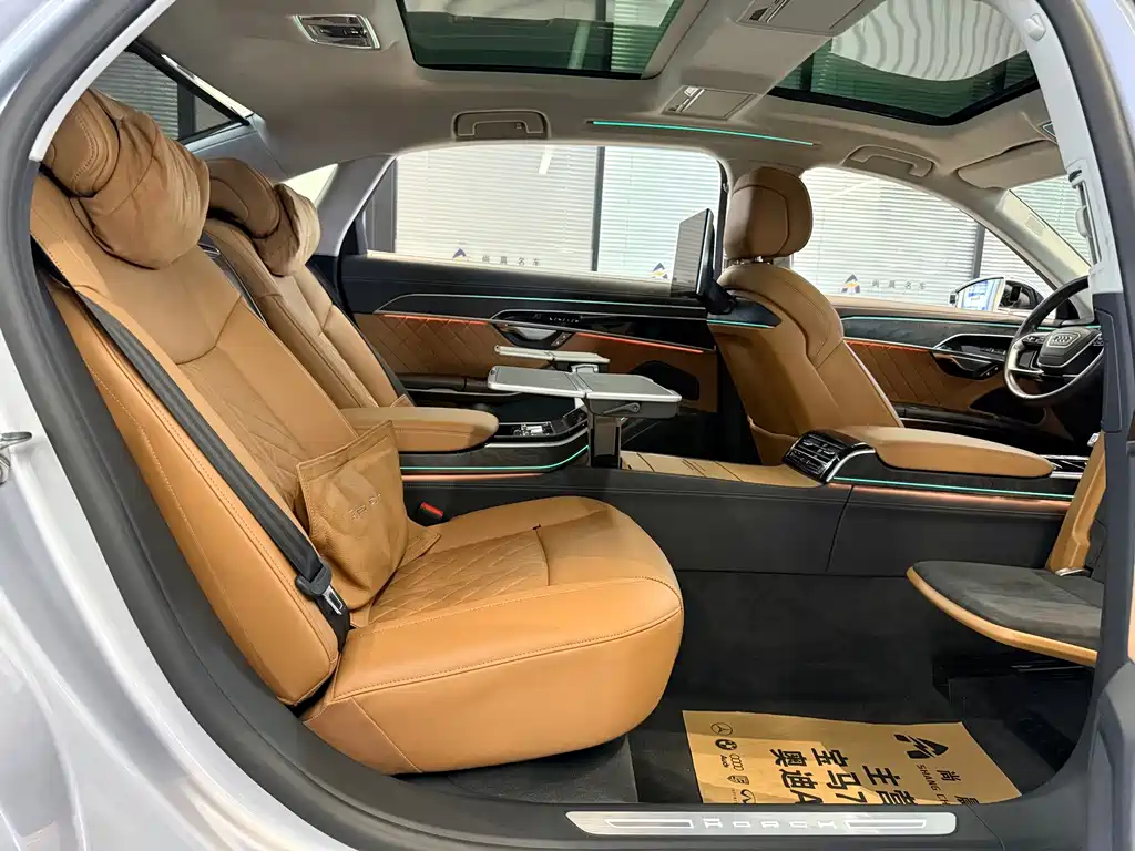 Audi A8 — миниатюра 10
