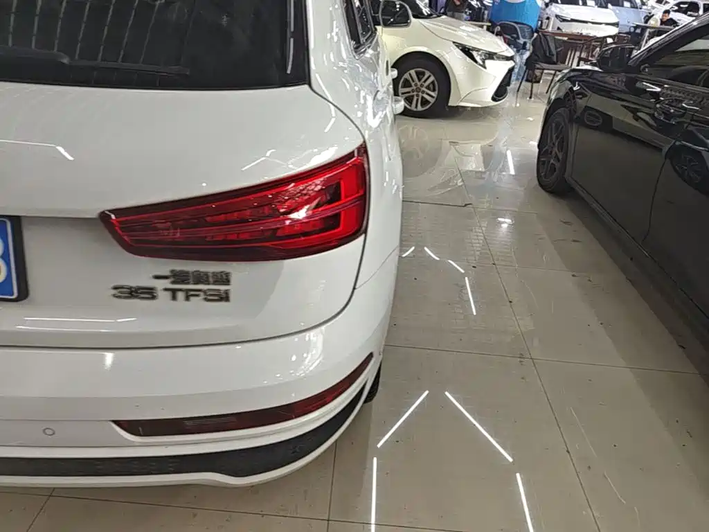 Audi Q3 — миниатюра 8