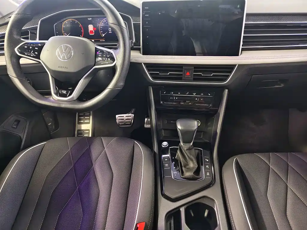 Volkswagen Tiguan L — миниатюра 7